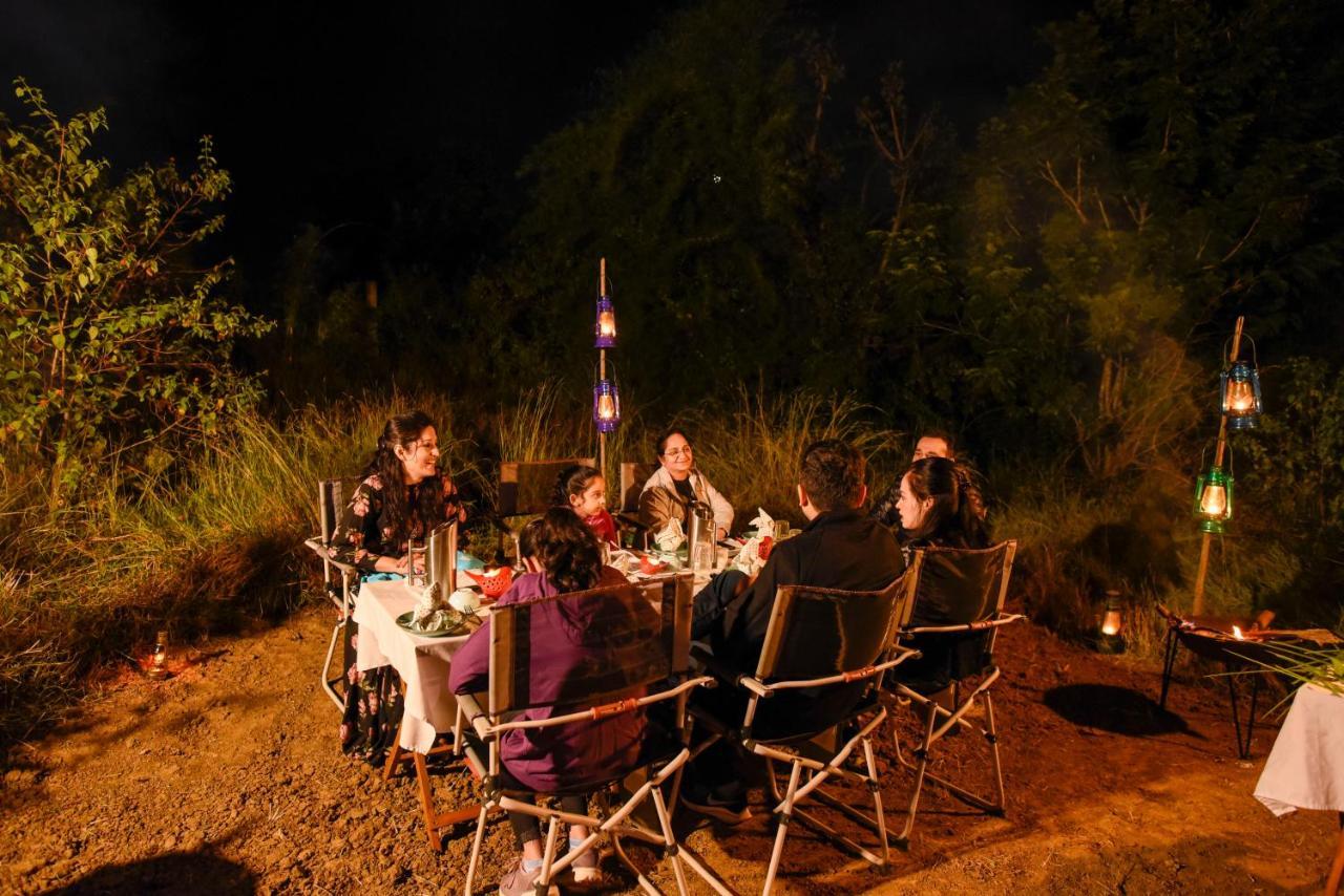 Kanha Jungle Camp Extérieur photo
