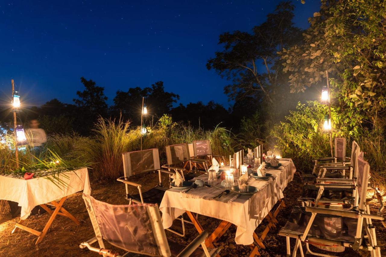 Kanha Jungle Camp Extérieur photo