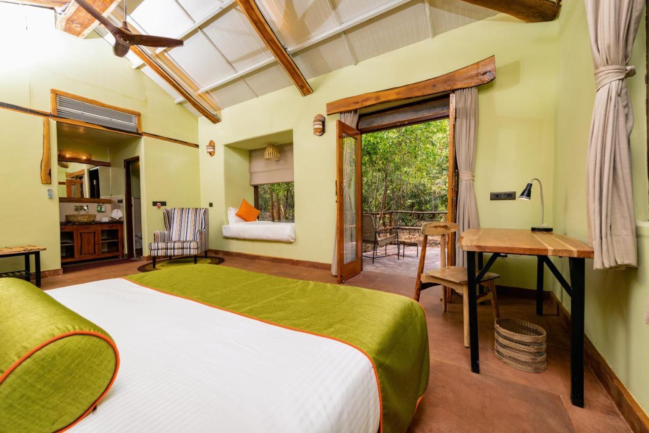 Kanha Jungle Camp Extérieur photo