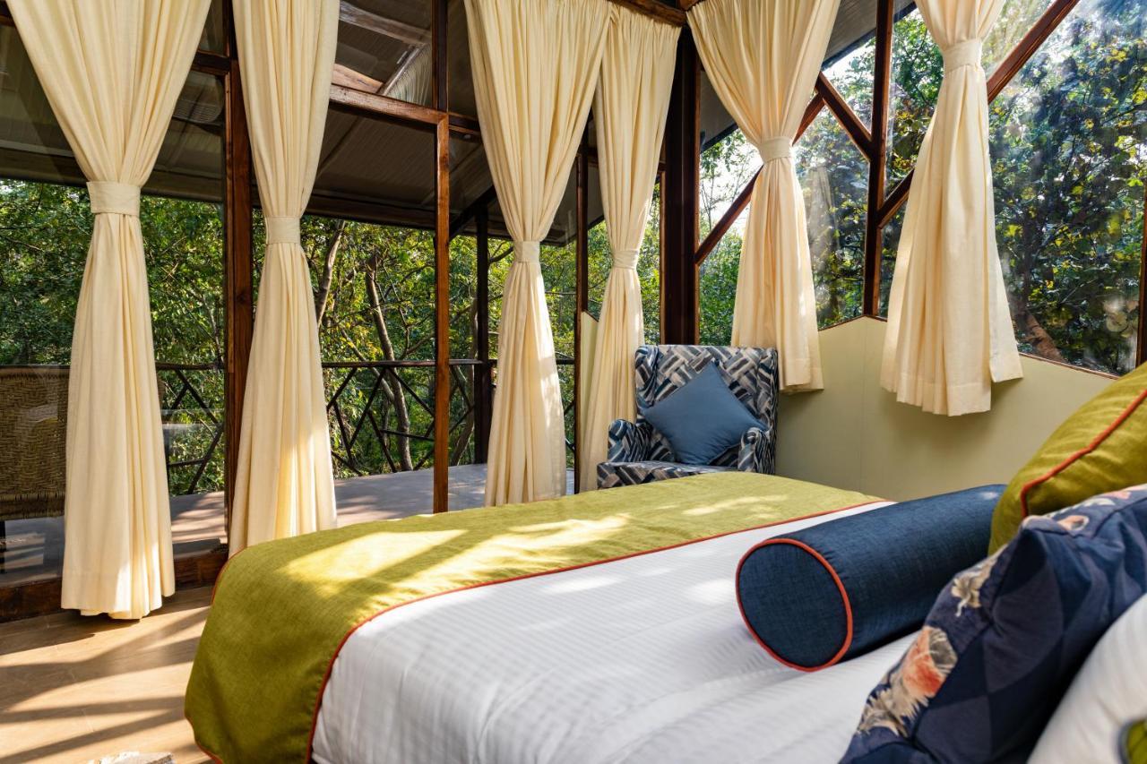 Kanha Jungle Camp Extérieur photo