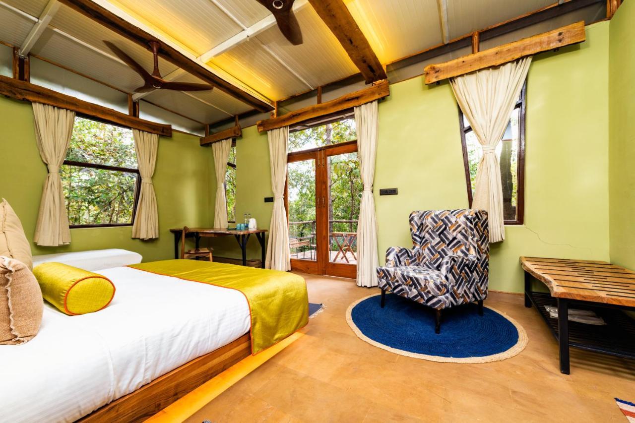 Kanha Jungle Camp Extérieur photo