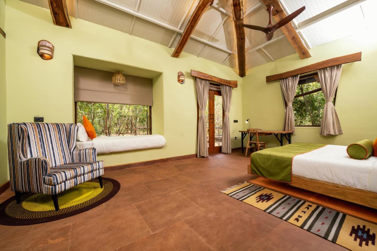 Kanha Jungle Camp Extérieur photo